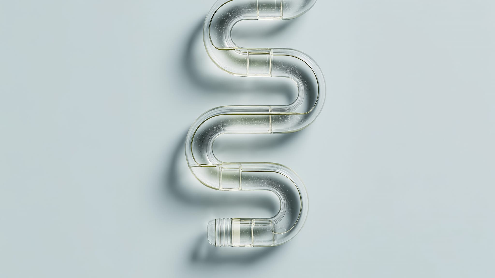 Darmähnliches gewölbtes Rohr aus Glas